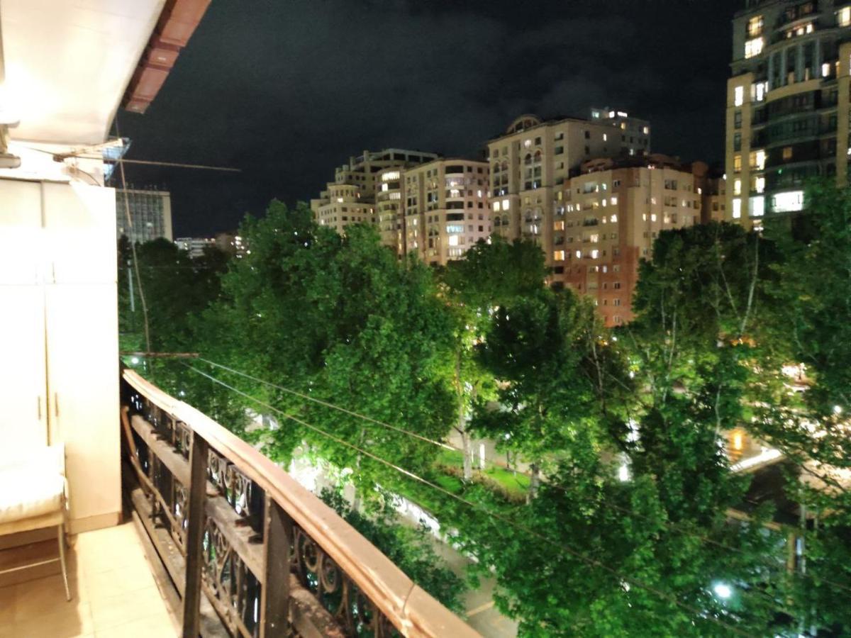 Hotel In Center Of Erivan Exterior foto